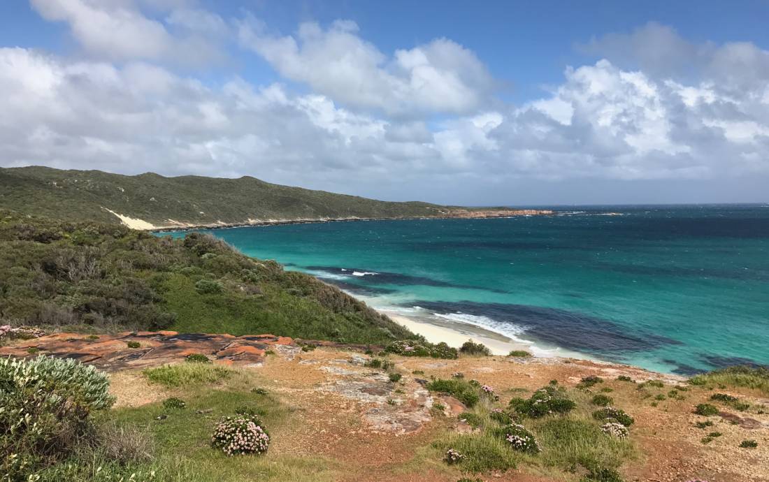 A cosy beach corner along WA's Cape to Cape Track |  <i>Catriona Sutherland</i>