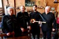 Georgian singers |  Stuart Davis